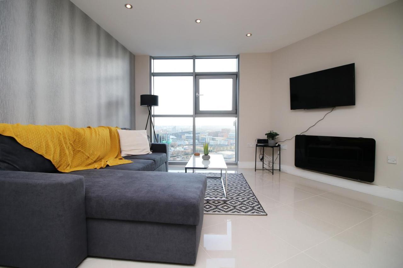 The Skyline - Luxury City Centre Flat With Designated Parking Cardiff Ngoại thất bức ảnh