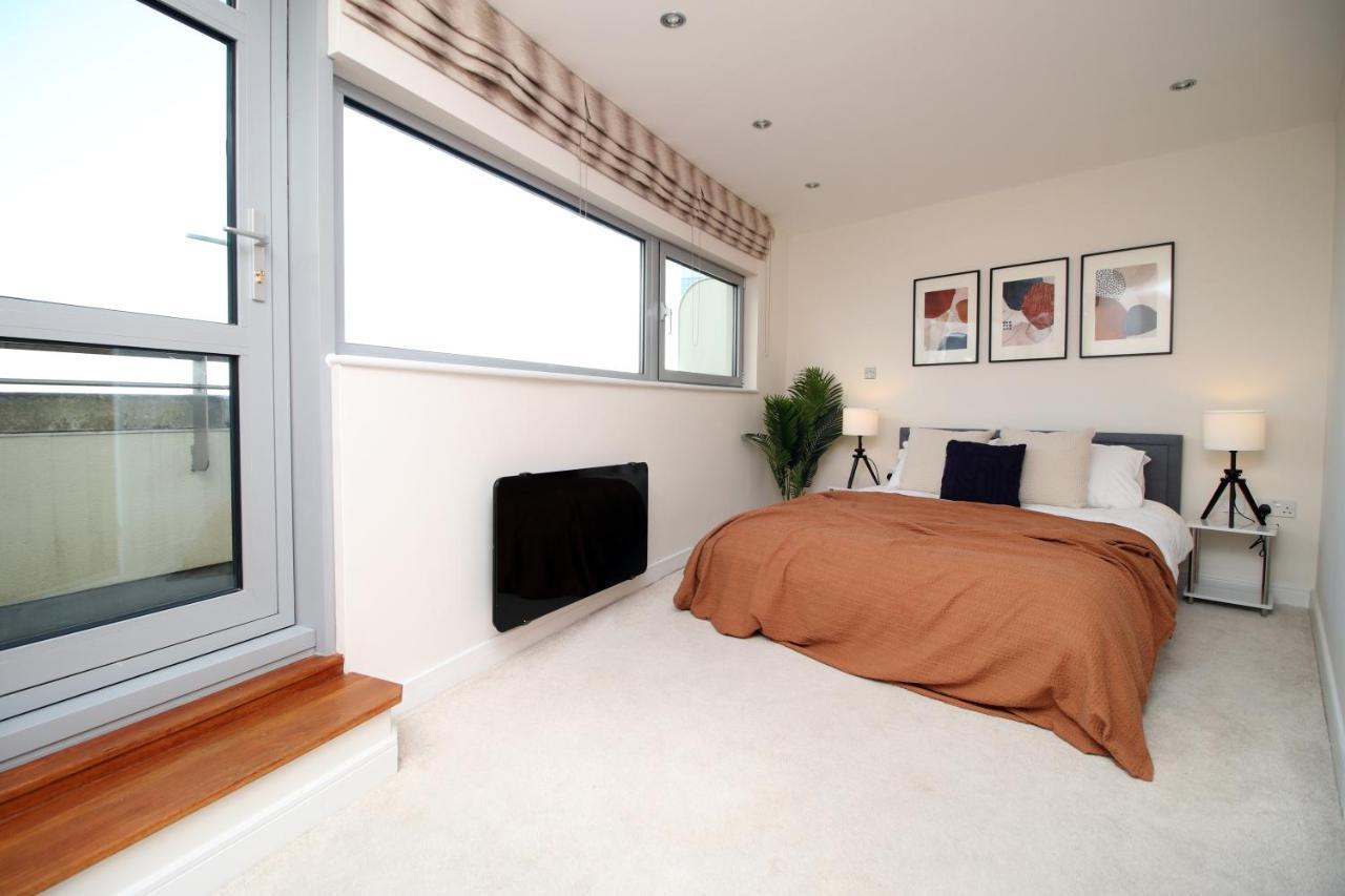 The Skyline - Luxury City Centre Flat With Designated Parking Cardiff Ngoại thất bức ảnh