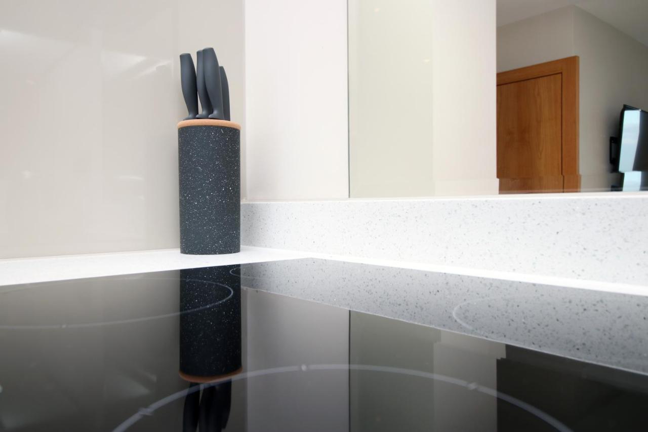 The Skyline - Luxury City Centre Flat With Designated Parking Cardiff Ngoại thất bức ảnh