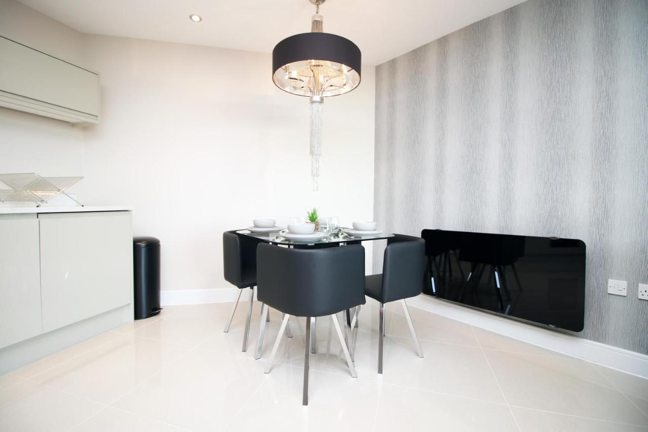 The Skyline - Luxury City Centre Flat With Designated Parking Cardiff Ngoại thất bức ảnh