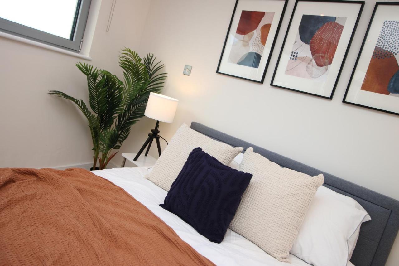 The Skyline - Luxury City Centre Flat With Designated Parking Cardiff Ngoại thất bức ảnh