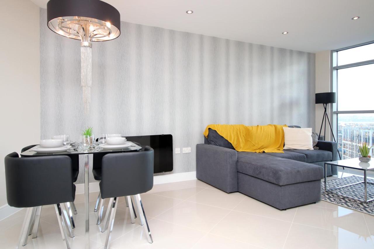 The Skyline - Luxury City Centre Flat With Designated Parking Cardiff Ngoại thất bức ảnh