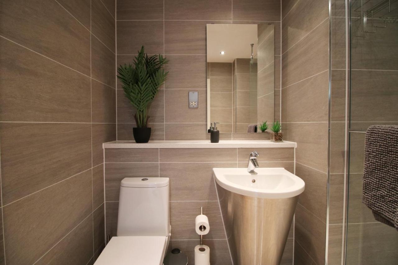 The Skyline - Luxury City Centre Flat With Designated Parking Cardiff Ngoại thất bức ảnh