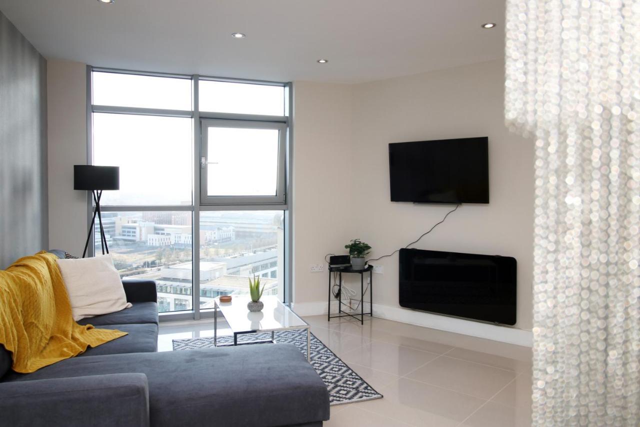 The Skyline - Luxury City Centre Flat With Designated Parking Cardiff Ngoại thất bức ảnh