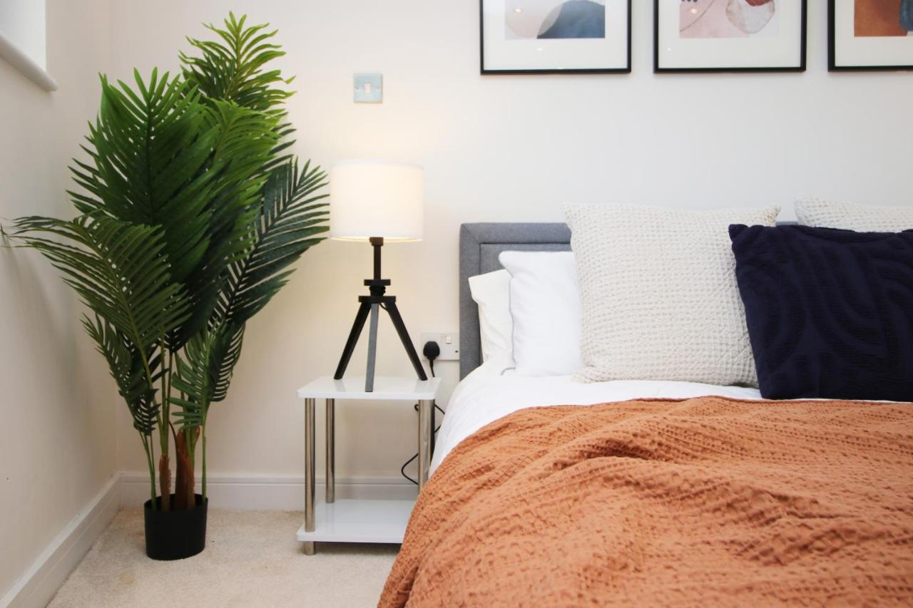 The Skyline - Luxury City Centre Flat With Designated Parking Cardiff Ngoại thất bức ảnh