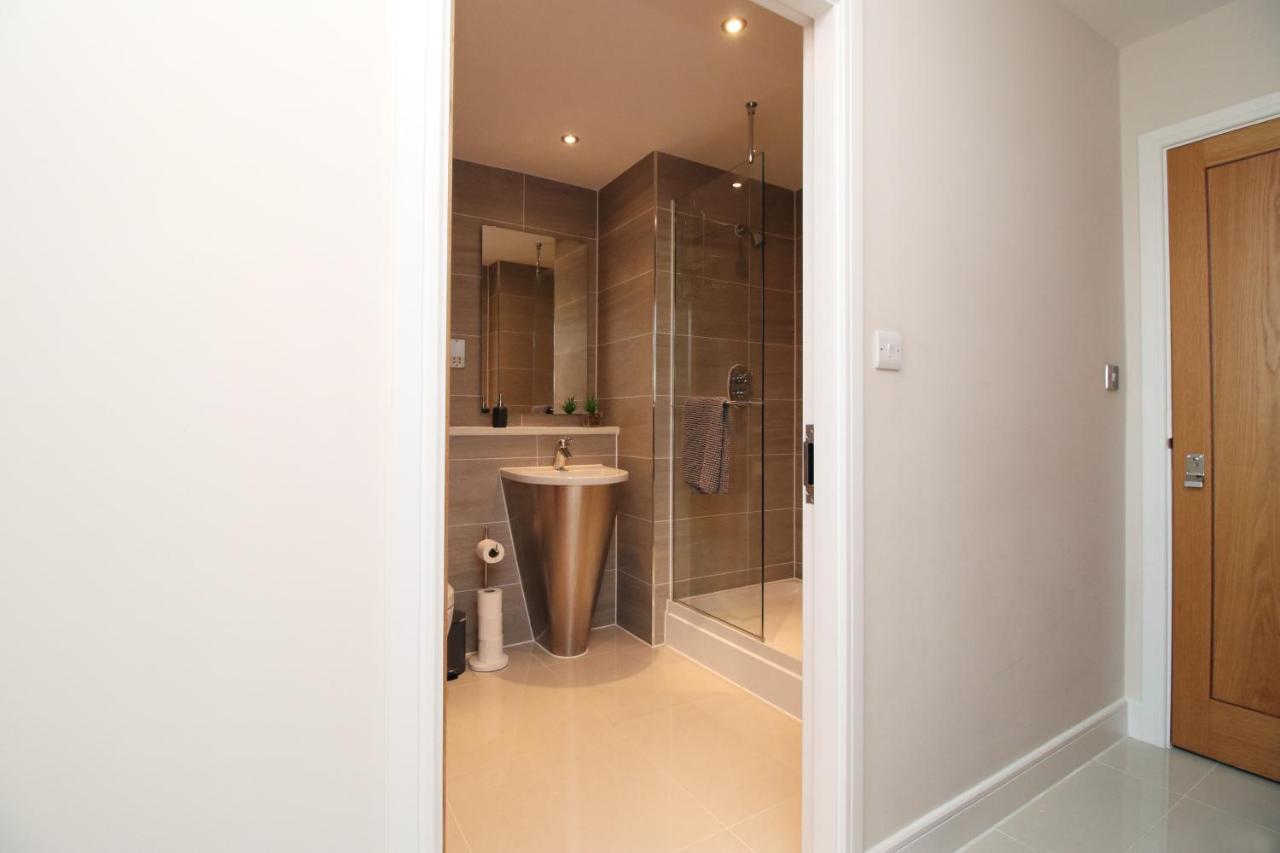 The Skyline - Luxury City Centre Flat With Designated Parking Cardiff Ngoại thất bức ảnh