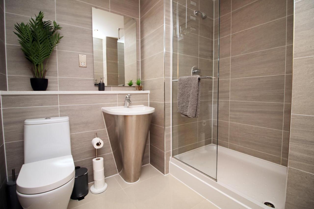 The Skyline - Luxury City Centre Flat With Designated Parking Cardiff Ngoại thất bức ảnh