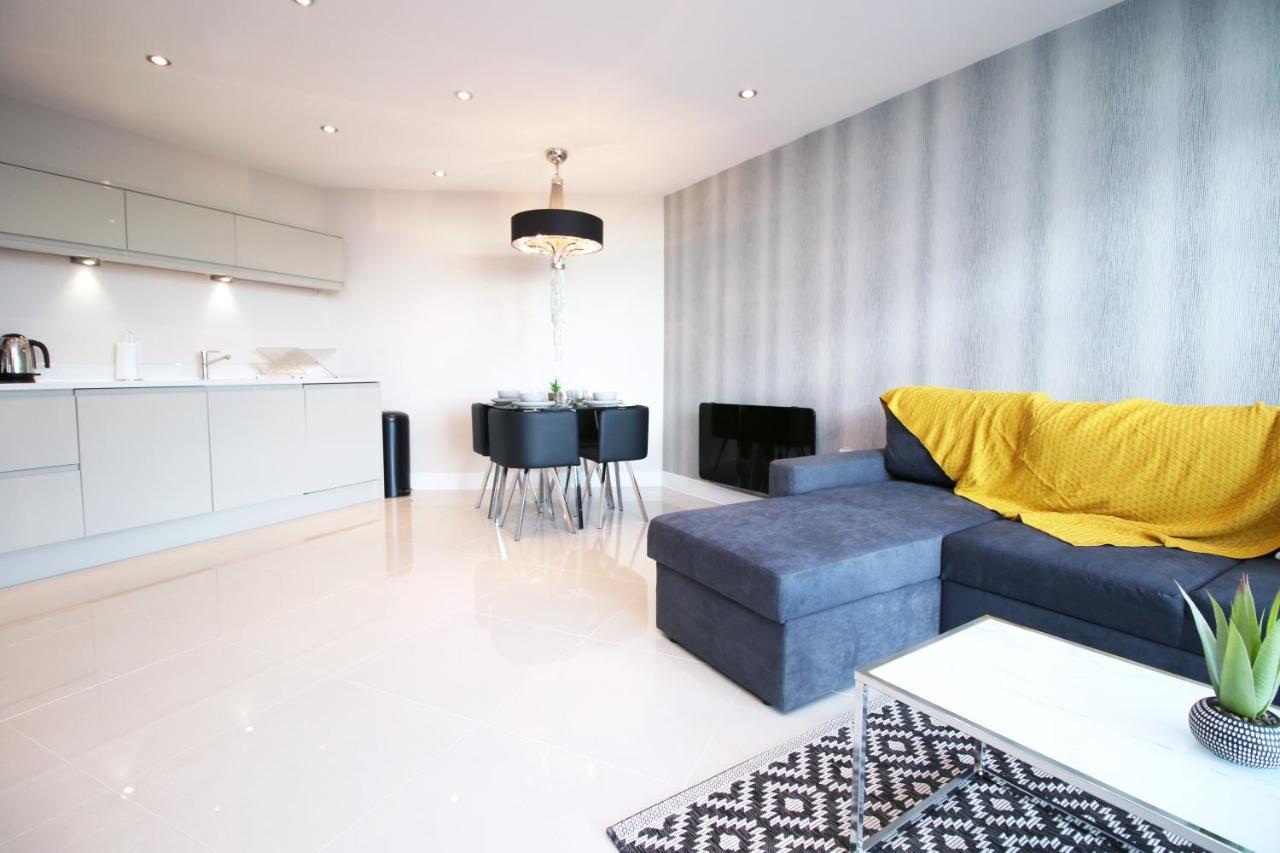 The Skyline - Luxury City Centre Flat With Designated Parking Cardiff Ngoại thất bức ảnh