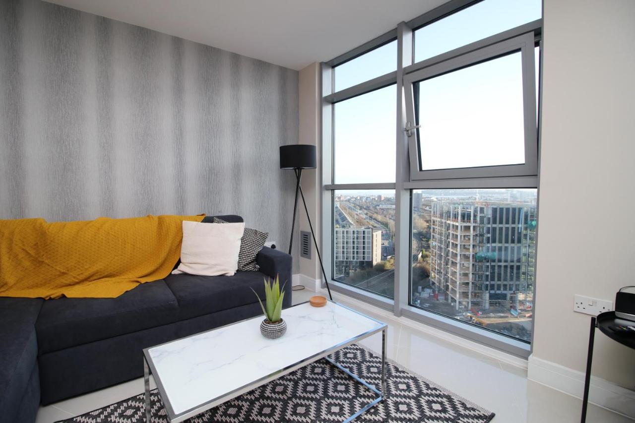 The Skyline - Luxury City Centre Flat With Designated Parking Cardiff Ngoại thất bức ảnh
